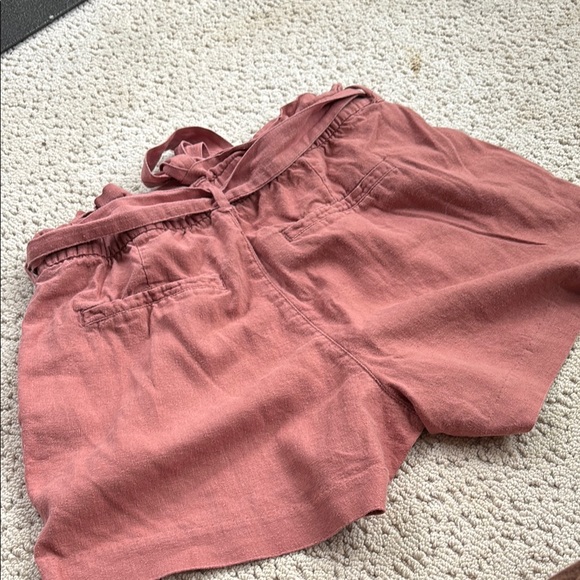 Old Navy Pink High Waist Shorts with Belt - Picture 3 of 3